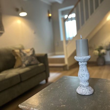 חלנגוחלן Posh Little Cottage מראה חיצוני תמונה